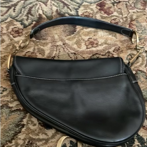 * DISCOUNTED PRE CHRISTMAS SALE**AUTHENTIC 💯 2002 DIOR SADDLE BLACK LEATHER BAG - Picture 3 of 10